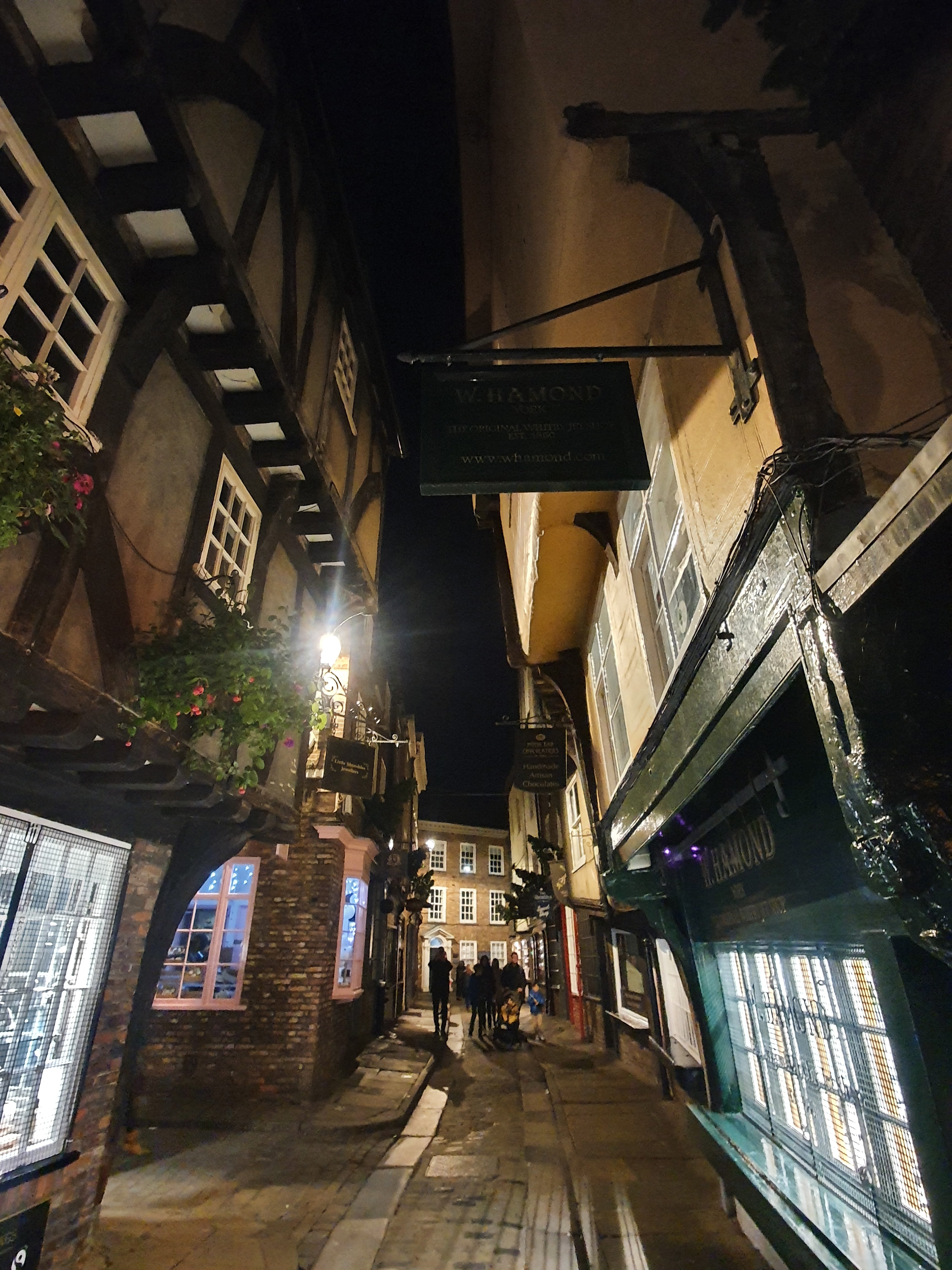 What Would You Do if You Saw a Ghost?