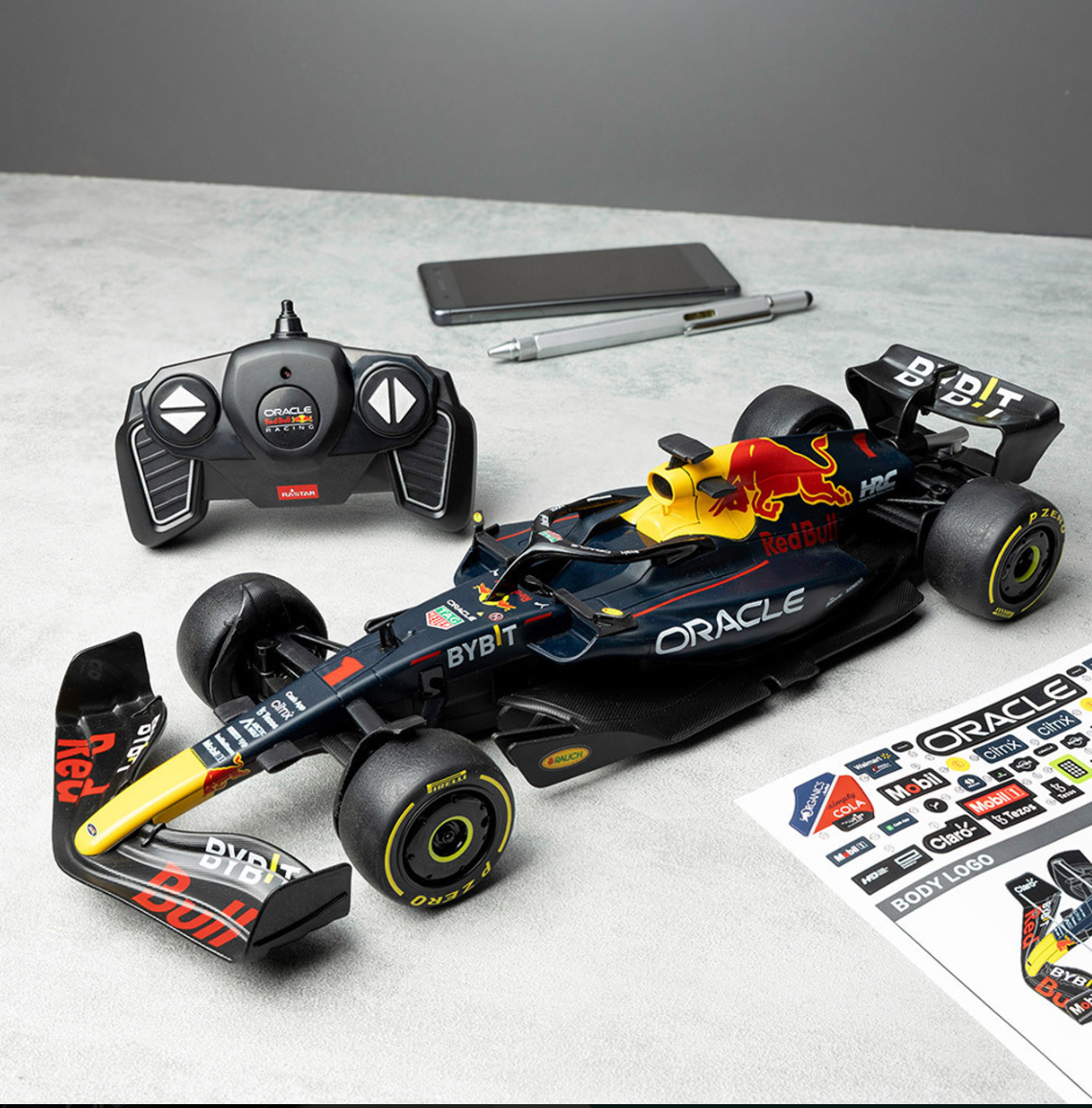 Remote Control Oracle Red Bull Racing 1:18 Car by Rastar - Loaded Magazine
