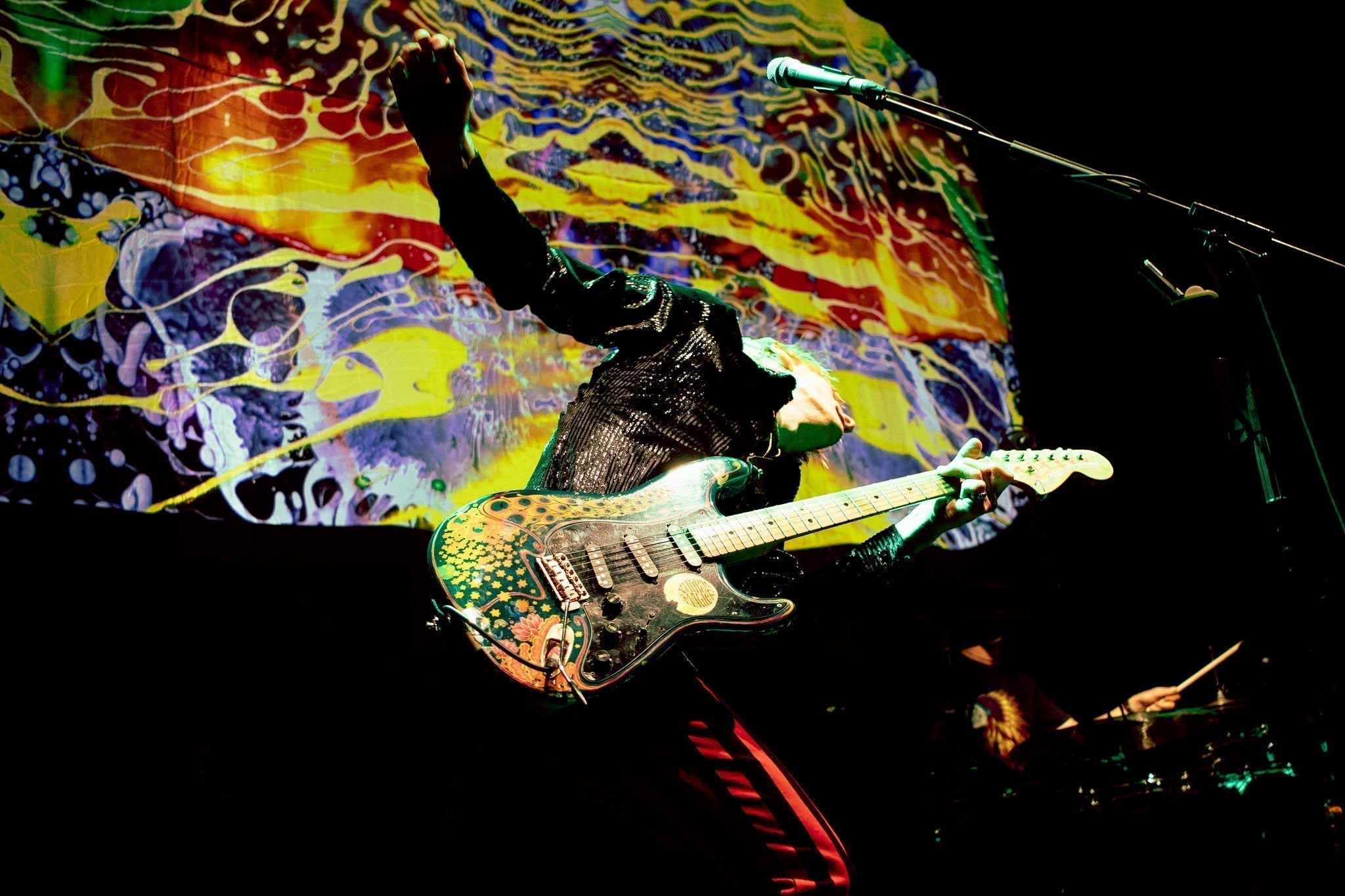 Kula Switcher KULA SHAKER CHARGE BACK INTO THE LIGHT | Loaded Magazine