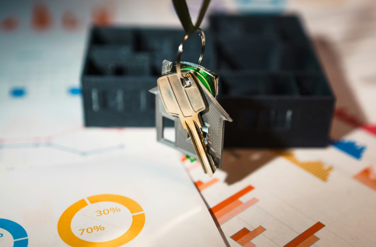 Liquidation Strategy: Selling Your House to Fund Your Next Hub