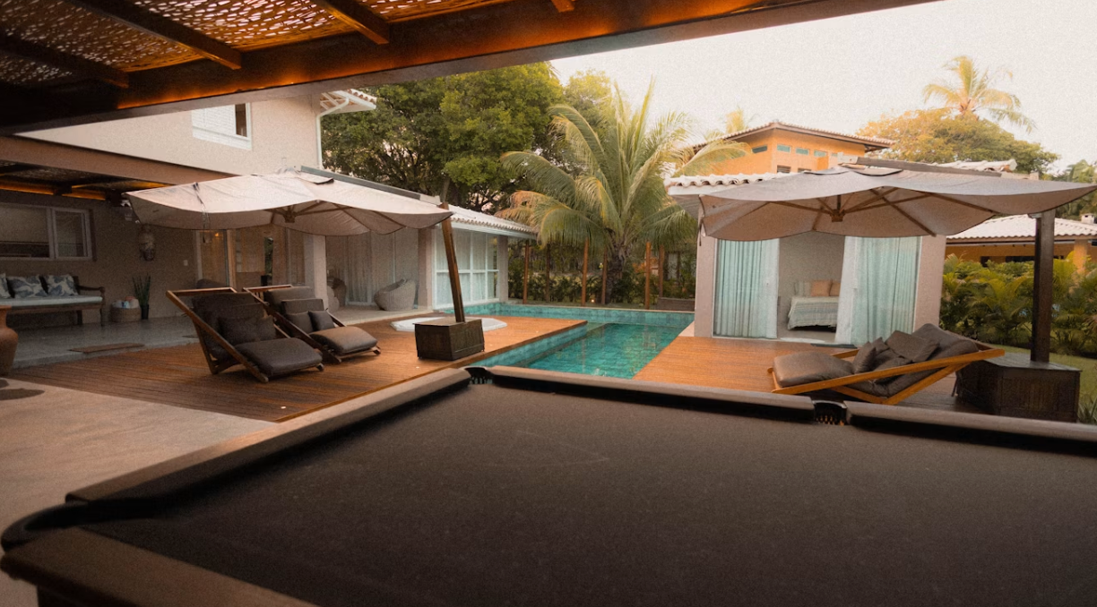 Outdoor Spaces That Shape Modern Living Experiences