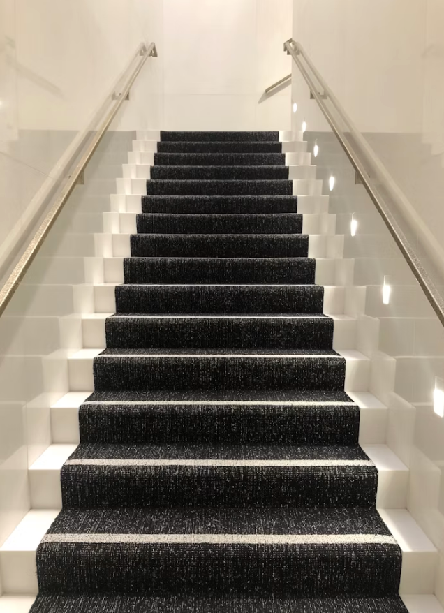 How to Style Herringbone Runners at Home