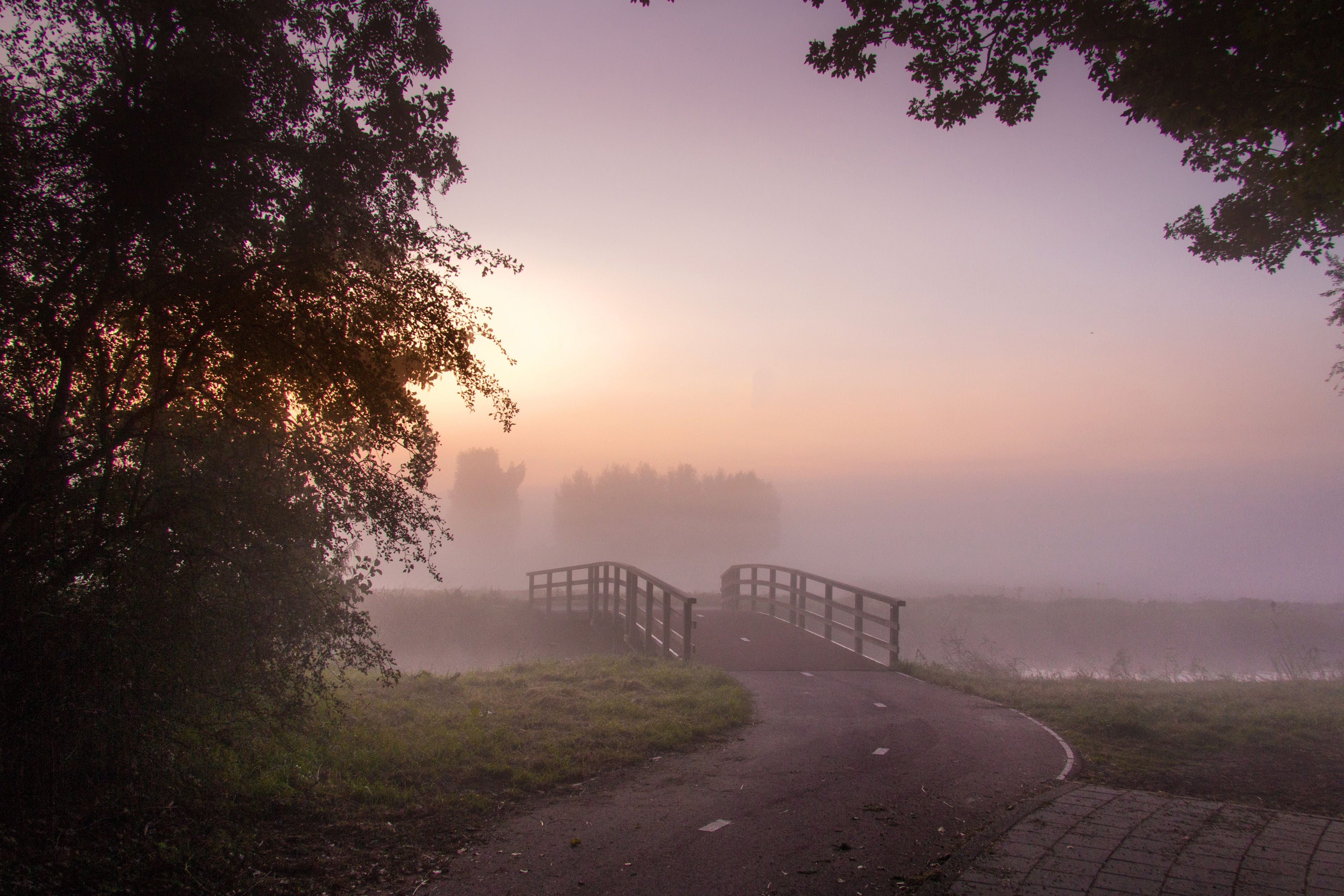 Why Men Are Replacing Nights Out With Early Mornings